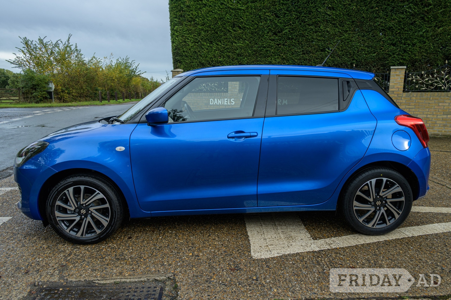 Suzuki Swift 2022 - Cars