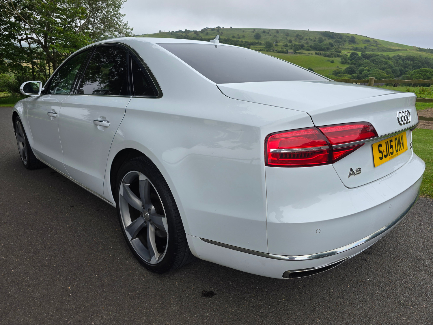 Audi A8 2015 - Cars