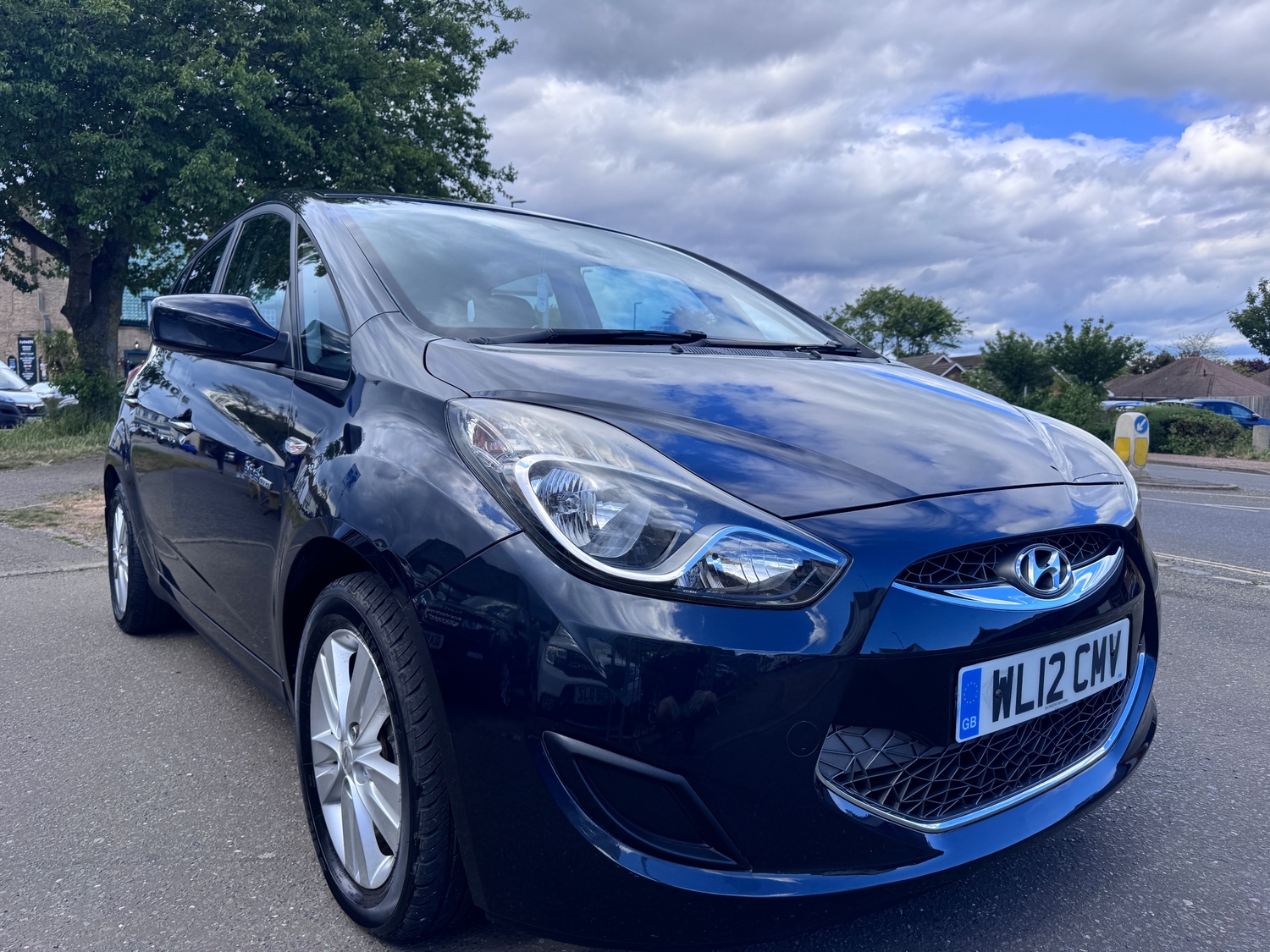 Hyundai ix20 2012 - Cars in Lancing