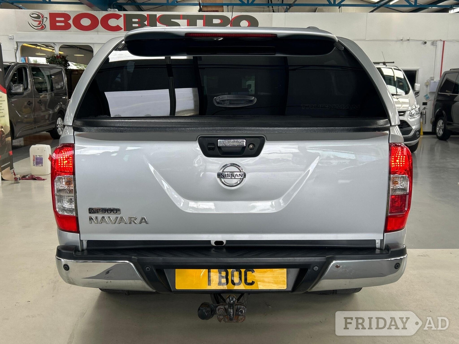 Nissan Navara 2016 - Vans & Commercial Vehicles in Bolton