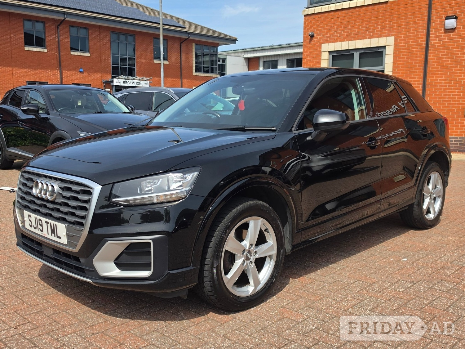 [ berth ]Audi Q2