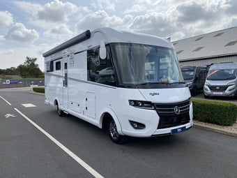 Frankia Platin Pure I 7400 Plus 2026 for sale