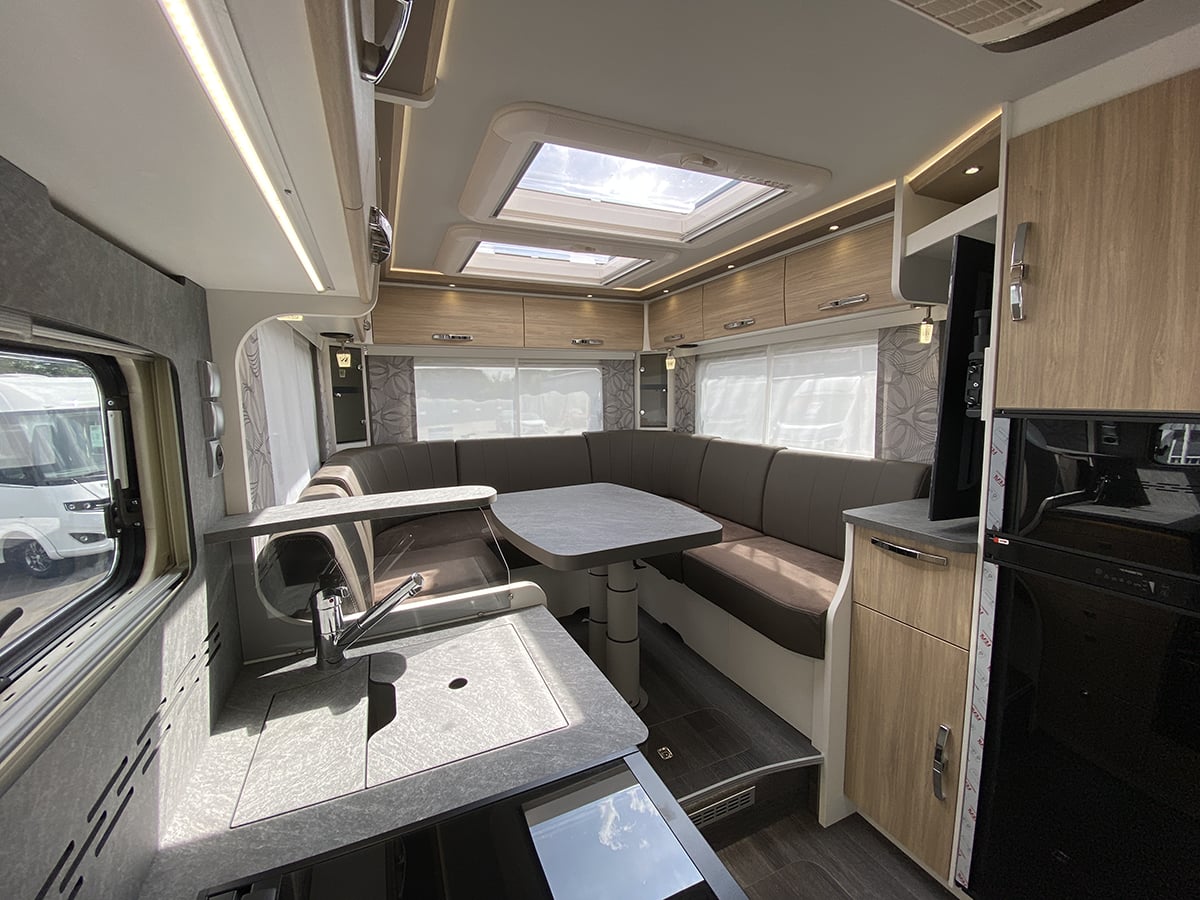 Frankia Platin Pure I 7400 Plus 2026 for sale - Motorhomes & Caravans in Newark