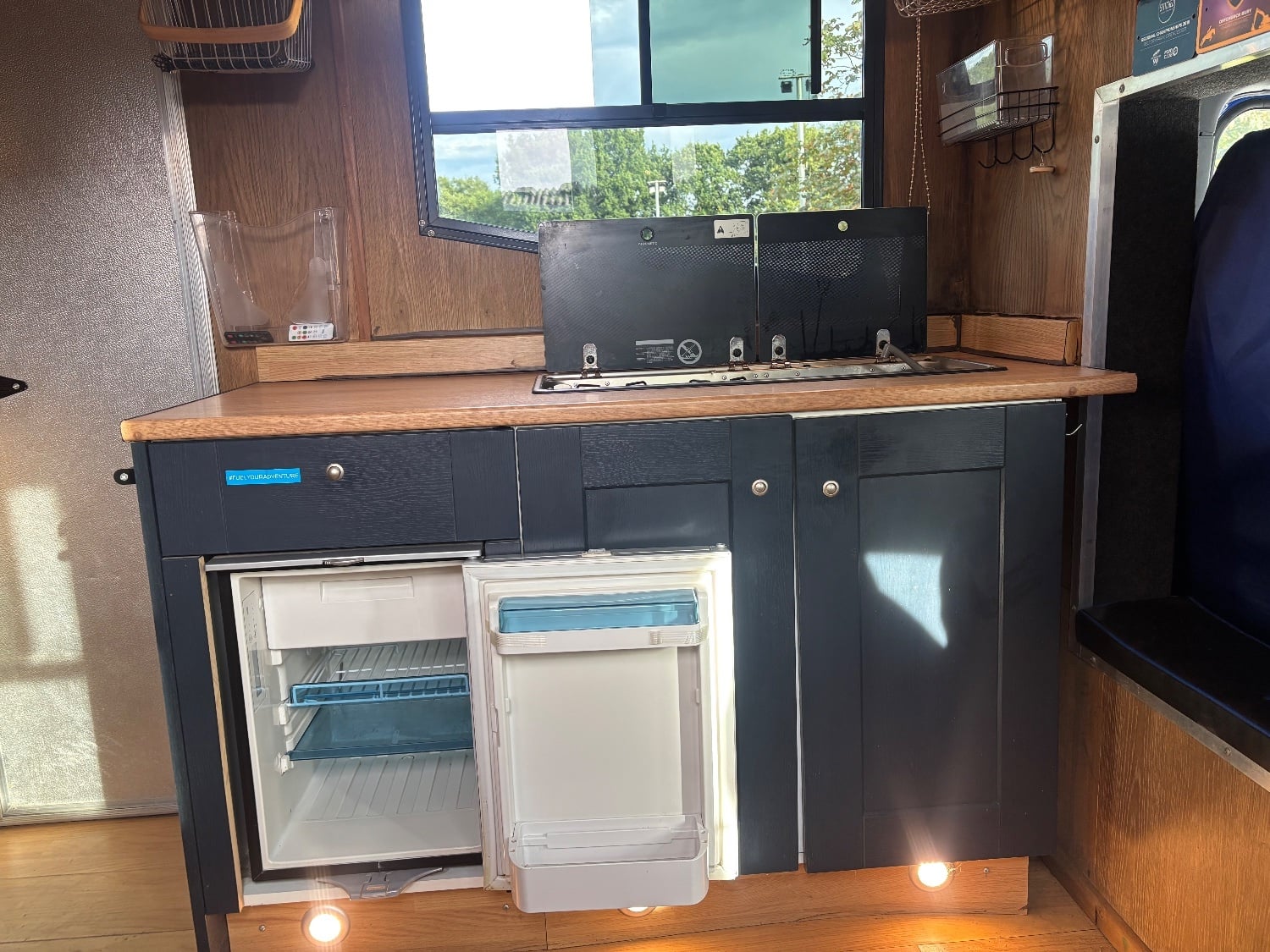 LM Horseboxes 2010 Iveco Daily Model 59 CE180 4 x 2 Iveco Daily Horsebox - Trailers & Horseboxes