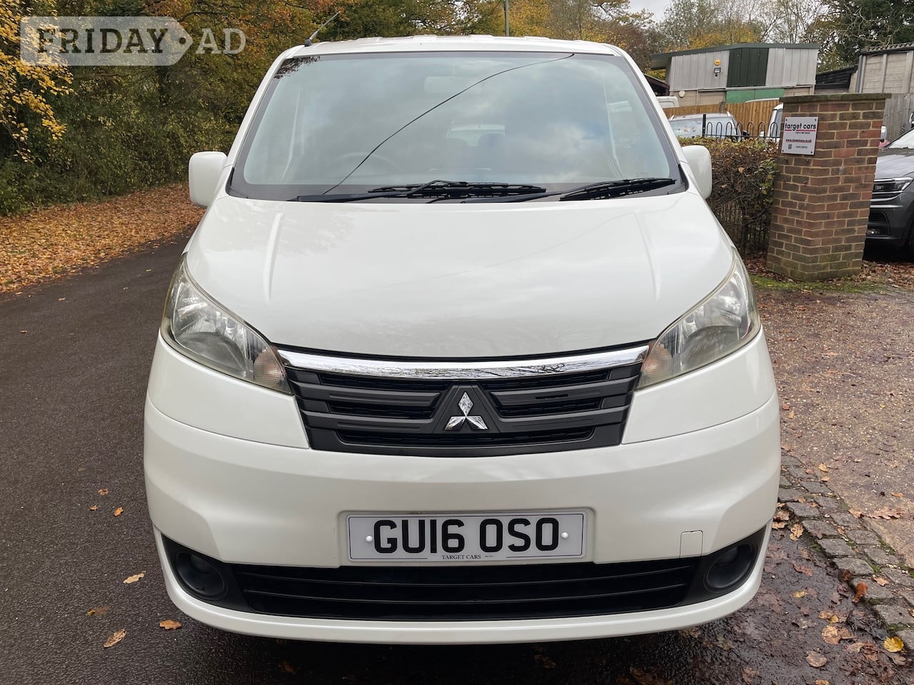 Mitsubishi Delica 2016 - Cars