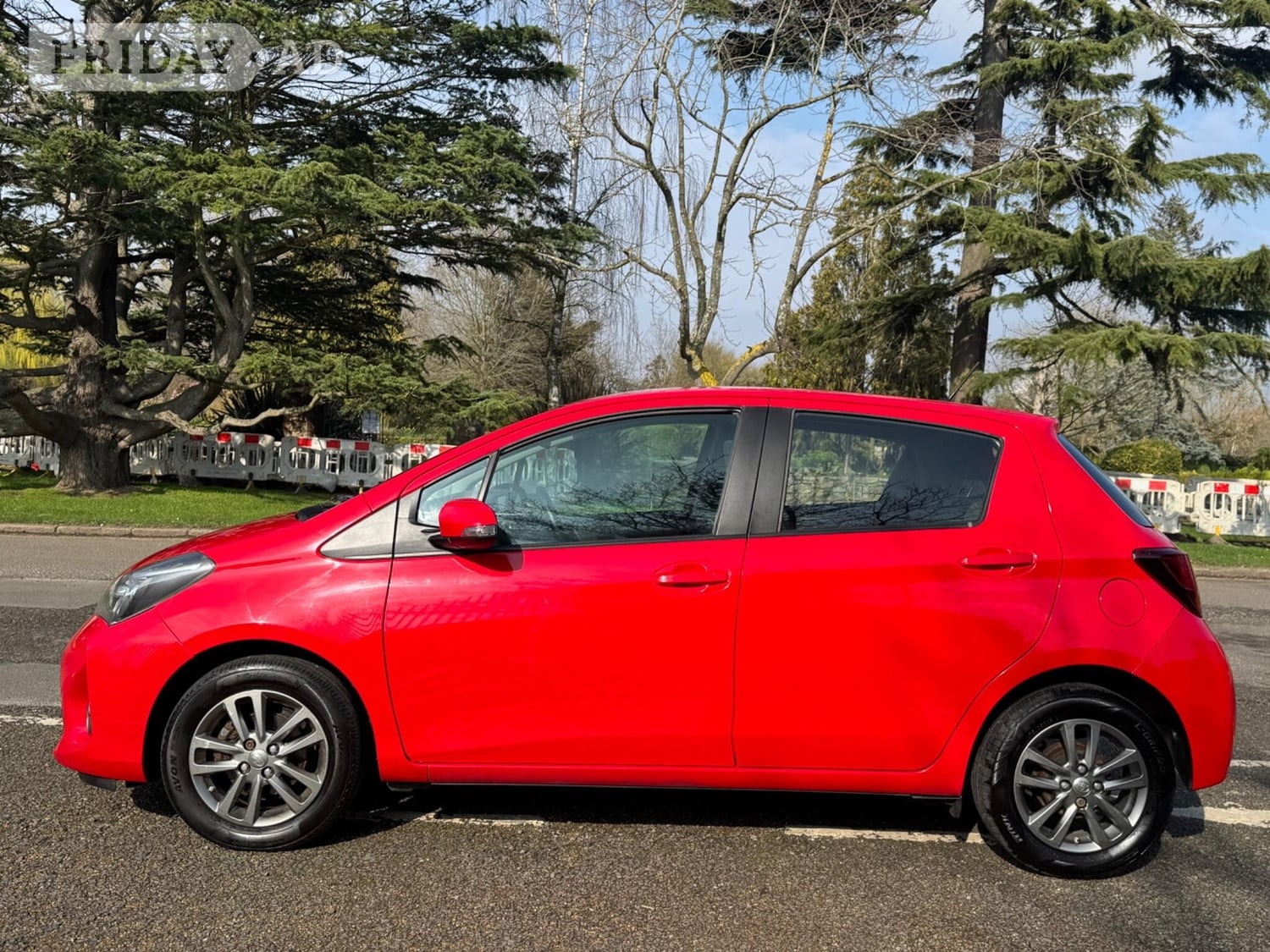 Toyota Yaris 2014 - Cars