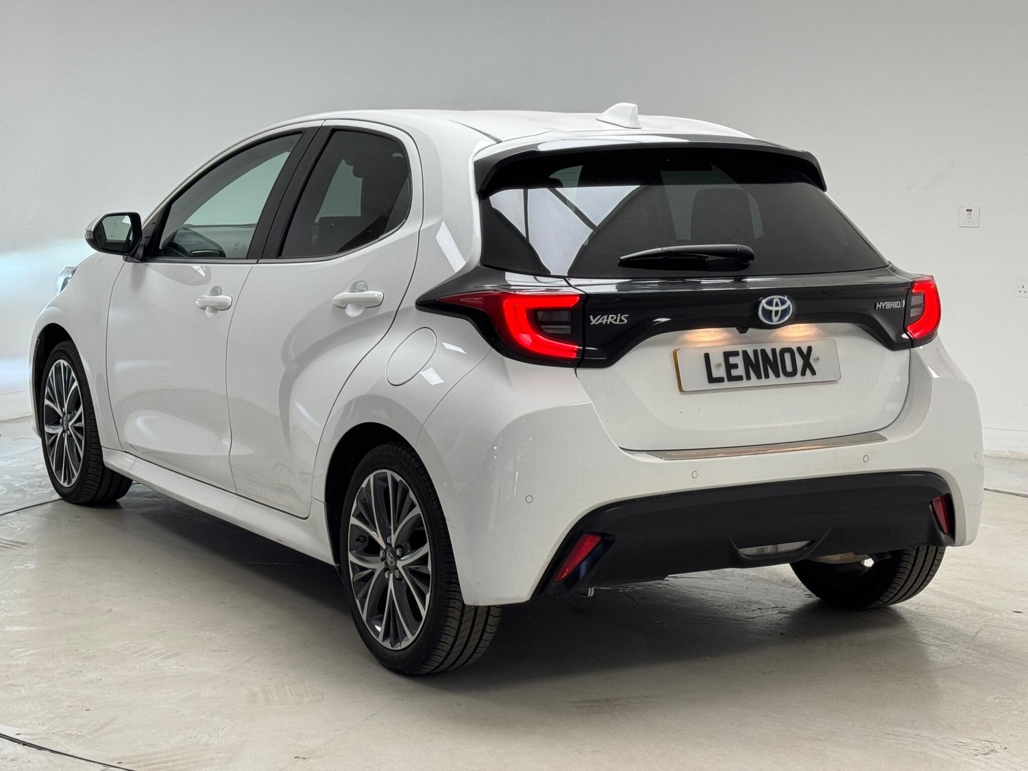 Toyota Yaris 2023 - Cars in Brent