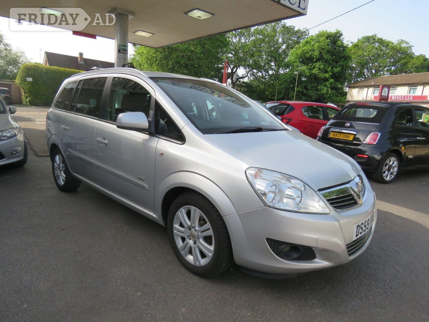 Vauxhall Zafira 2010 in Southampton