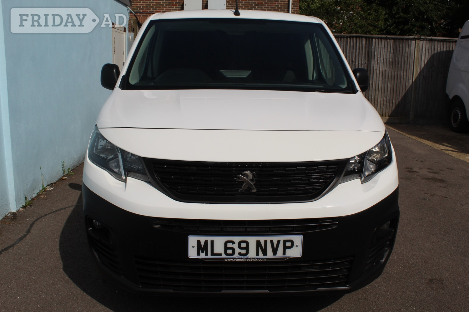 [ berth ]Peugeot Partner
