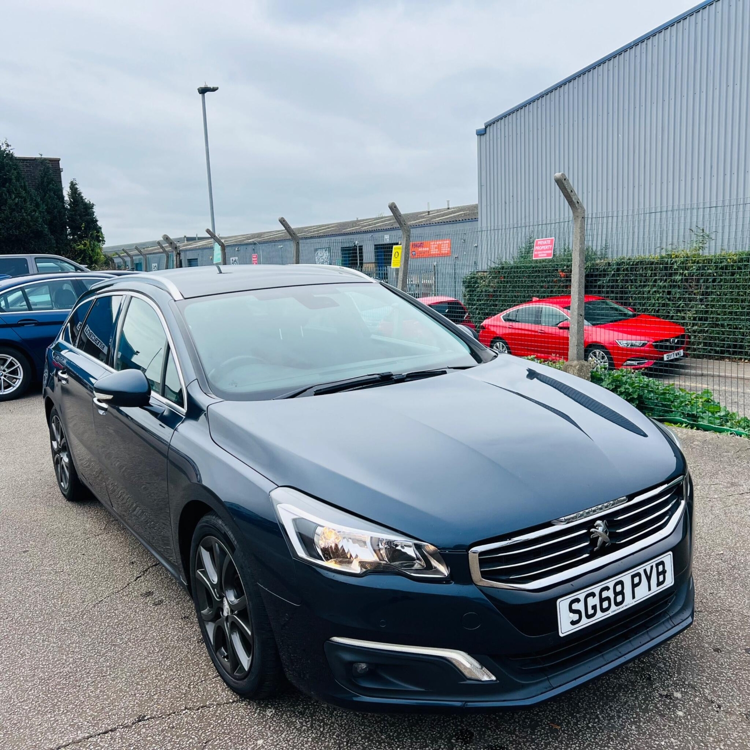 [ berth ]Peugeot 508 SW