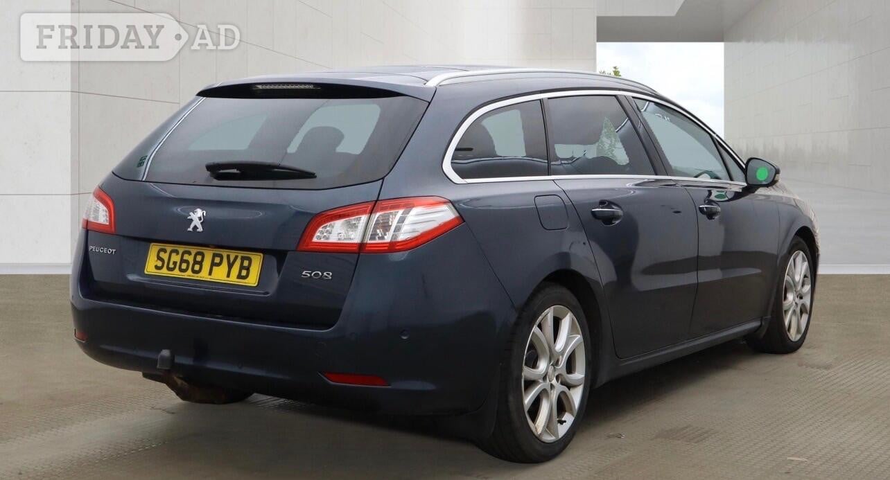 [ berth ]Peugeot 508 SW