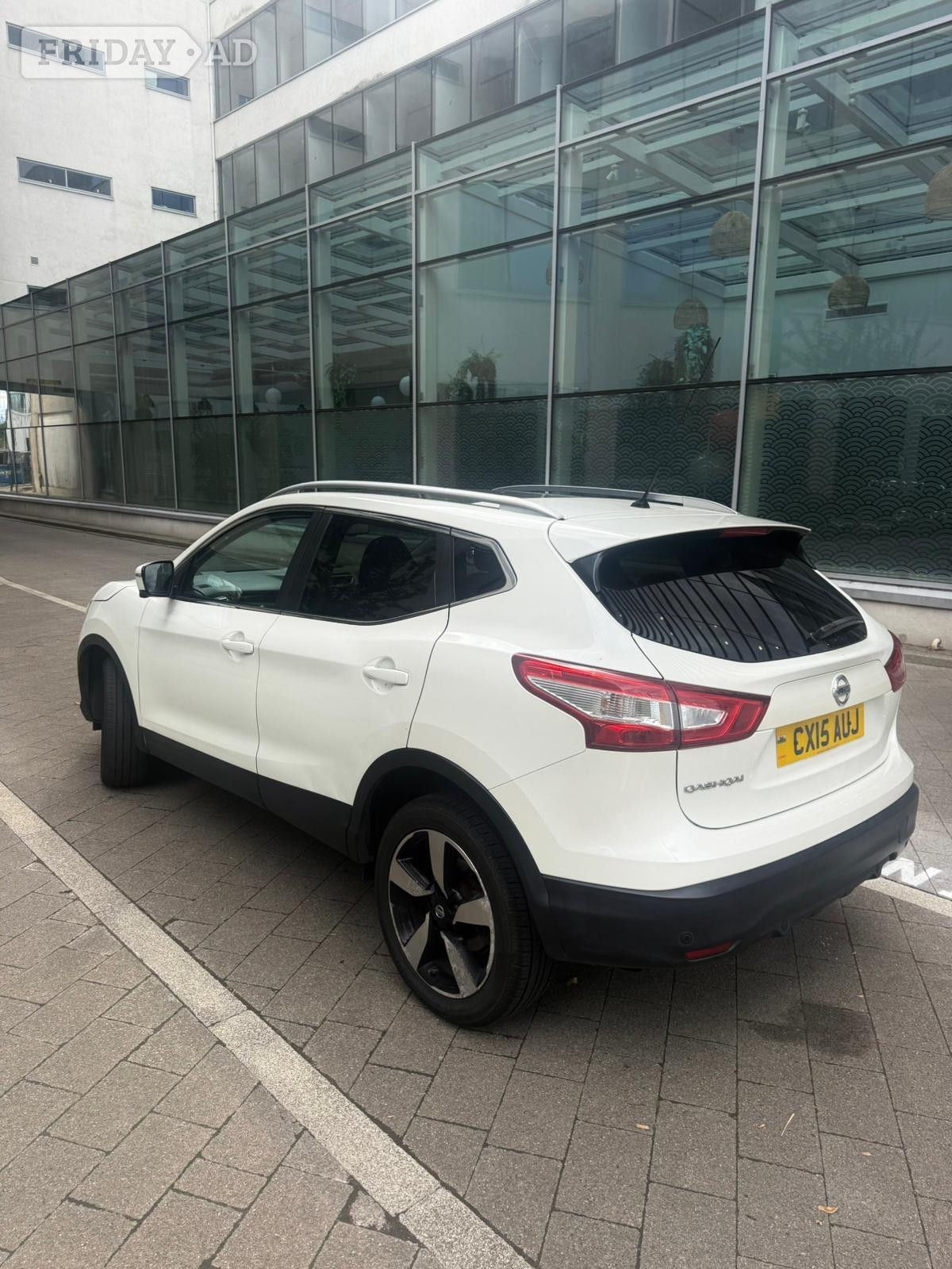 Nissan Qashqai 2015 - Cars in Hounslow