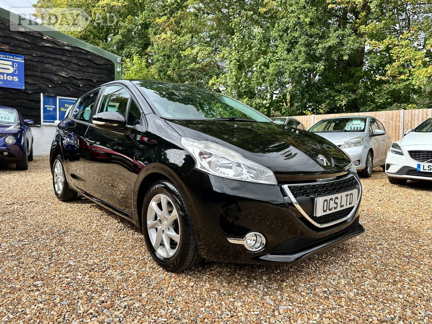 Peugeot 208 2014 in Hook