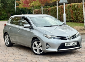 Toyota Auris 2013