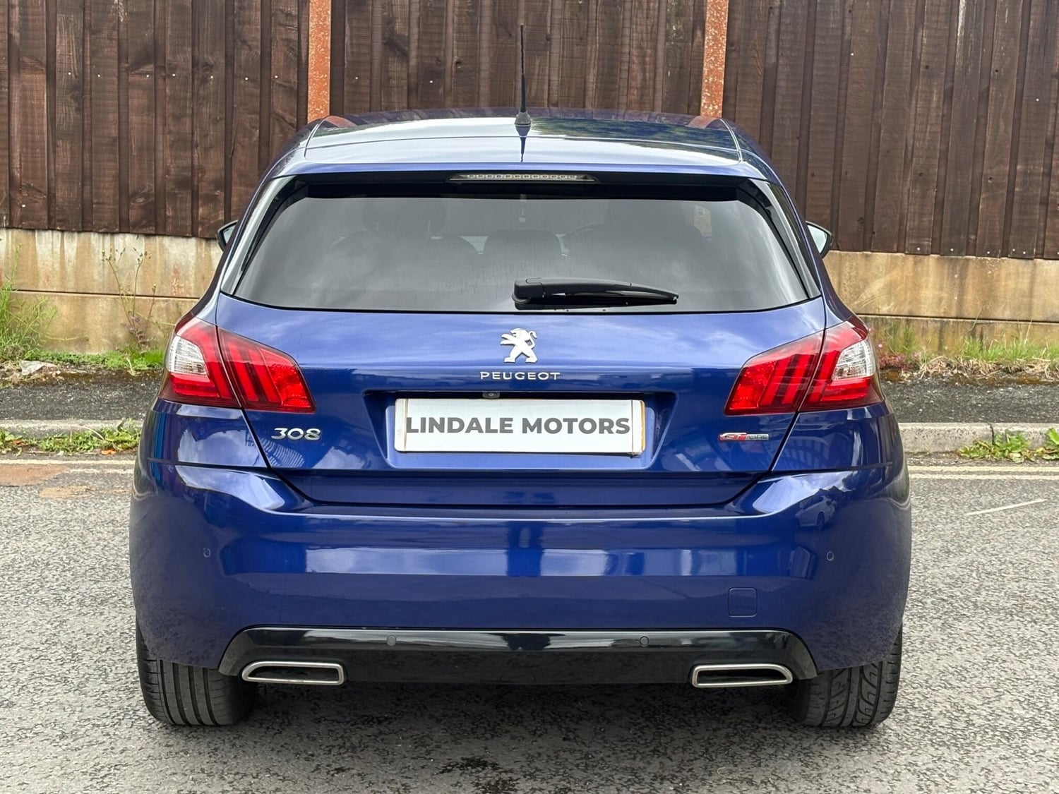 [ berth ]Peugeot 308