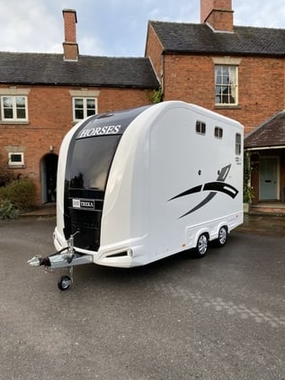 Equi-Trek Day-Treka Excel Up to 3.5 tonnes Horse Trailer