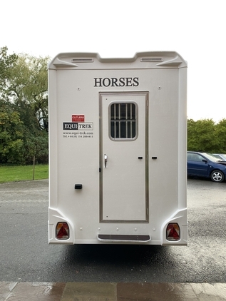 Equi-Trek Day-Treka Excel Up to 3.5 tonnes Horse Trailer - Trailers & Horseboxes