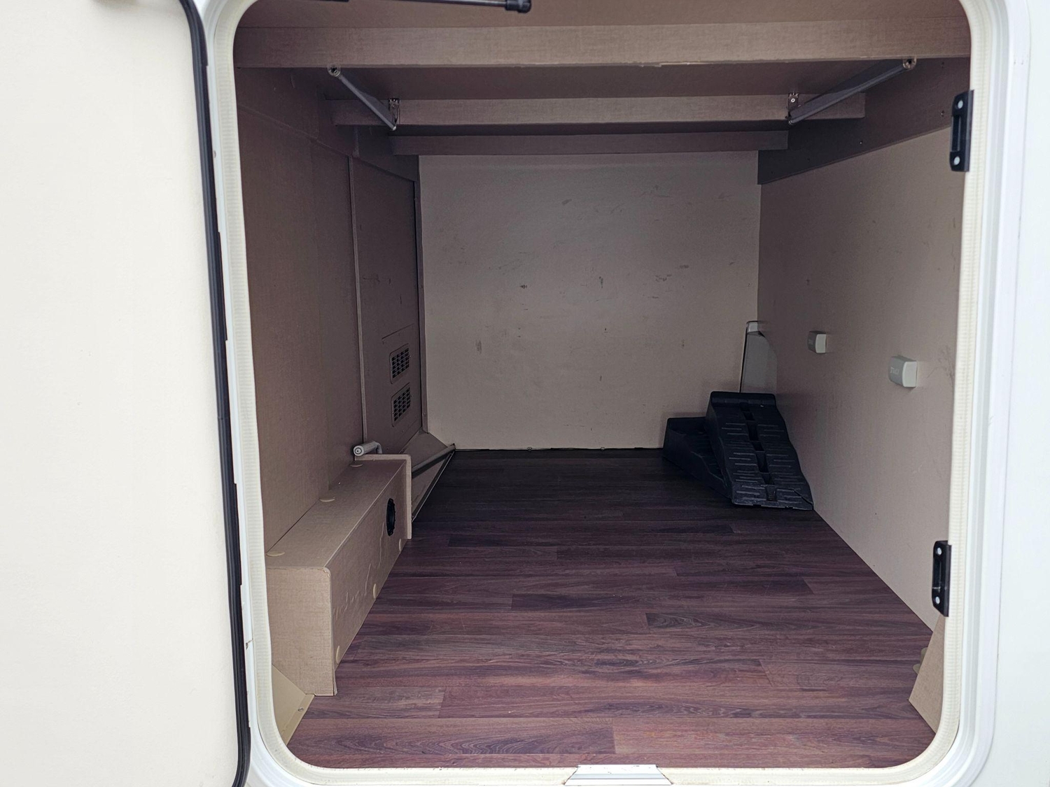 Swift Edge 476 2020 for sale - Motorhomes & Caravans