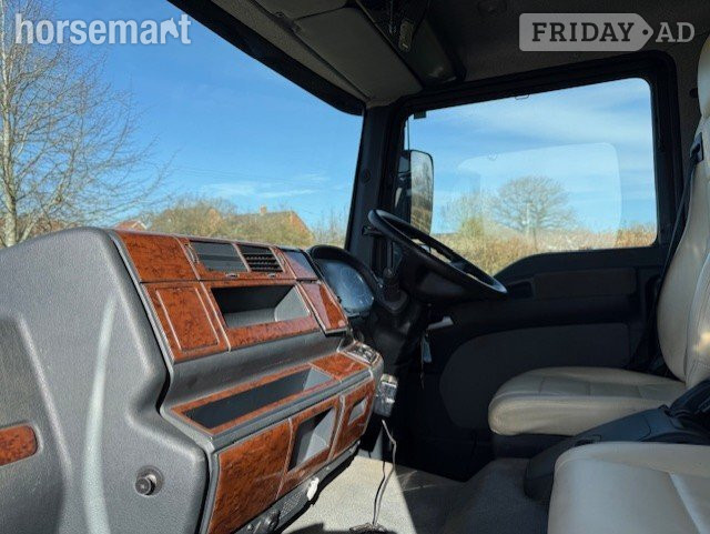 Lehel  Man Horsebox - Trailers & Horseboxes