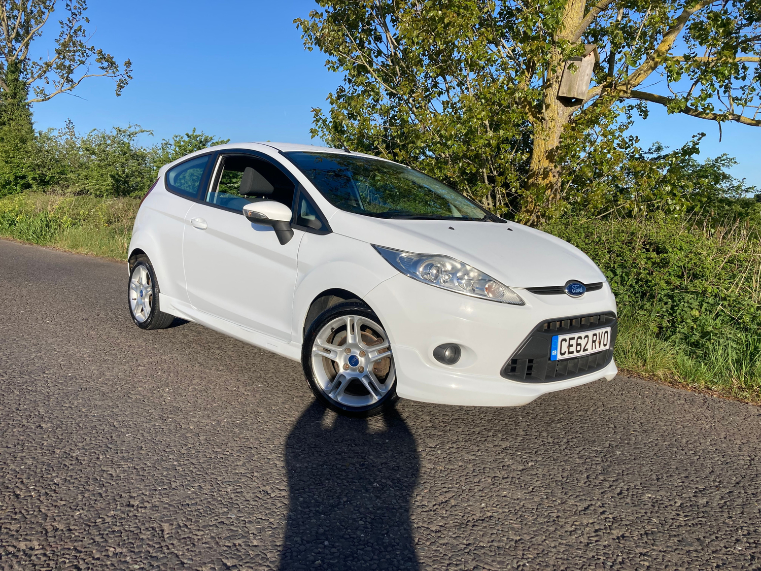 [ berth ]Ford Fiesta