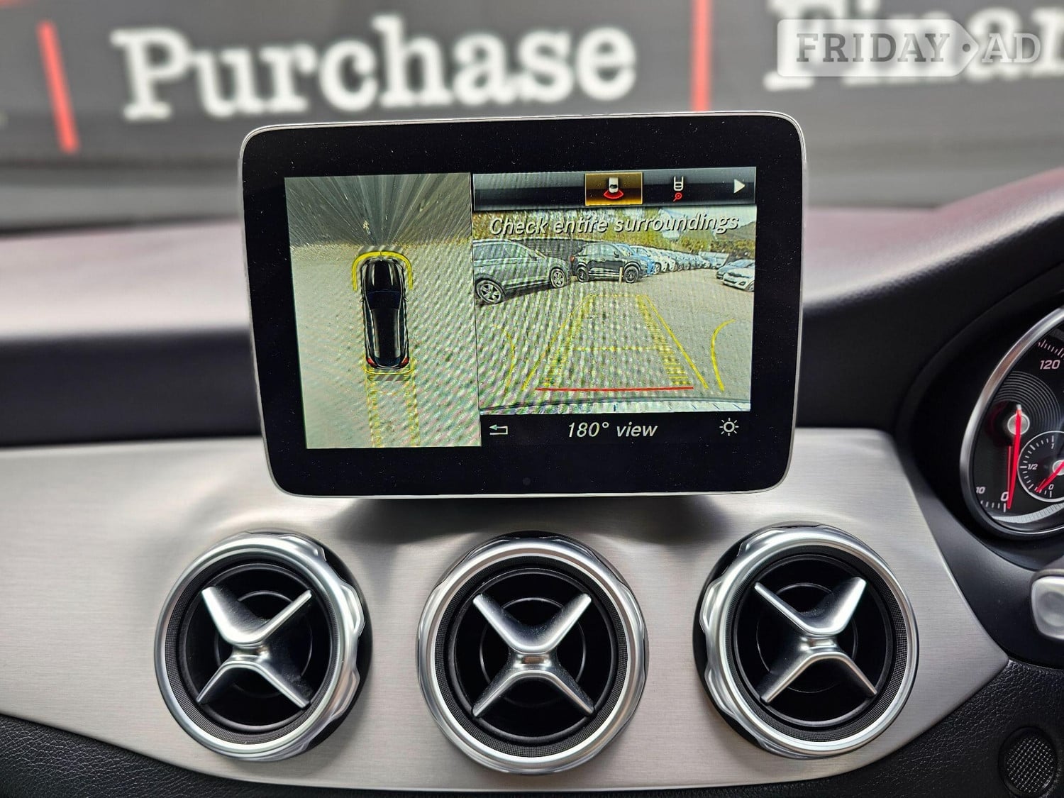 [ berth ]Mercedes-Benz GLA