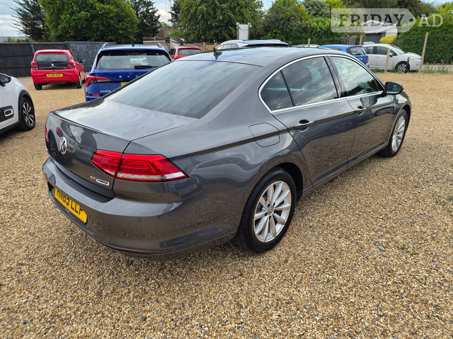 Volkswagen Passat 2015 - Cars