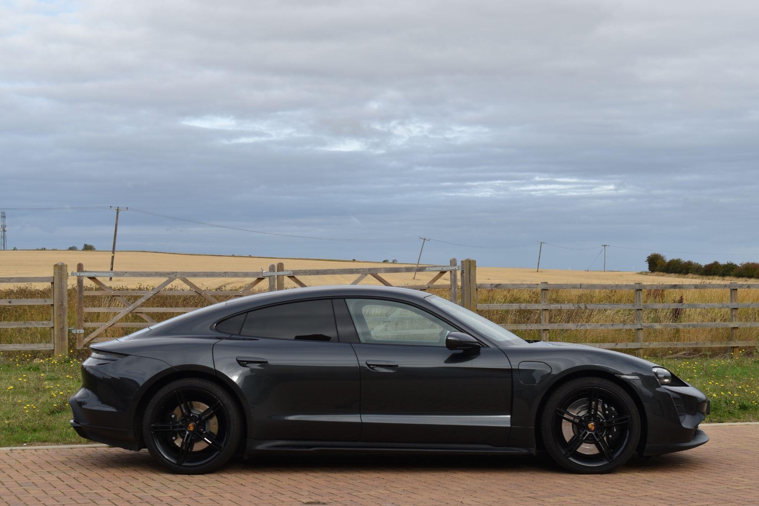 Porsche Taycan 2022 - Cars in Ely