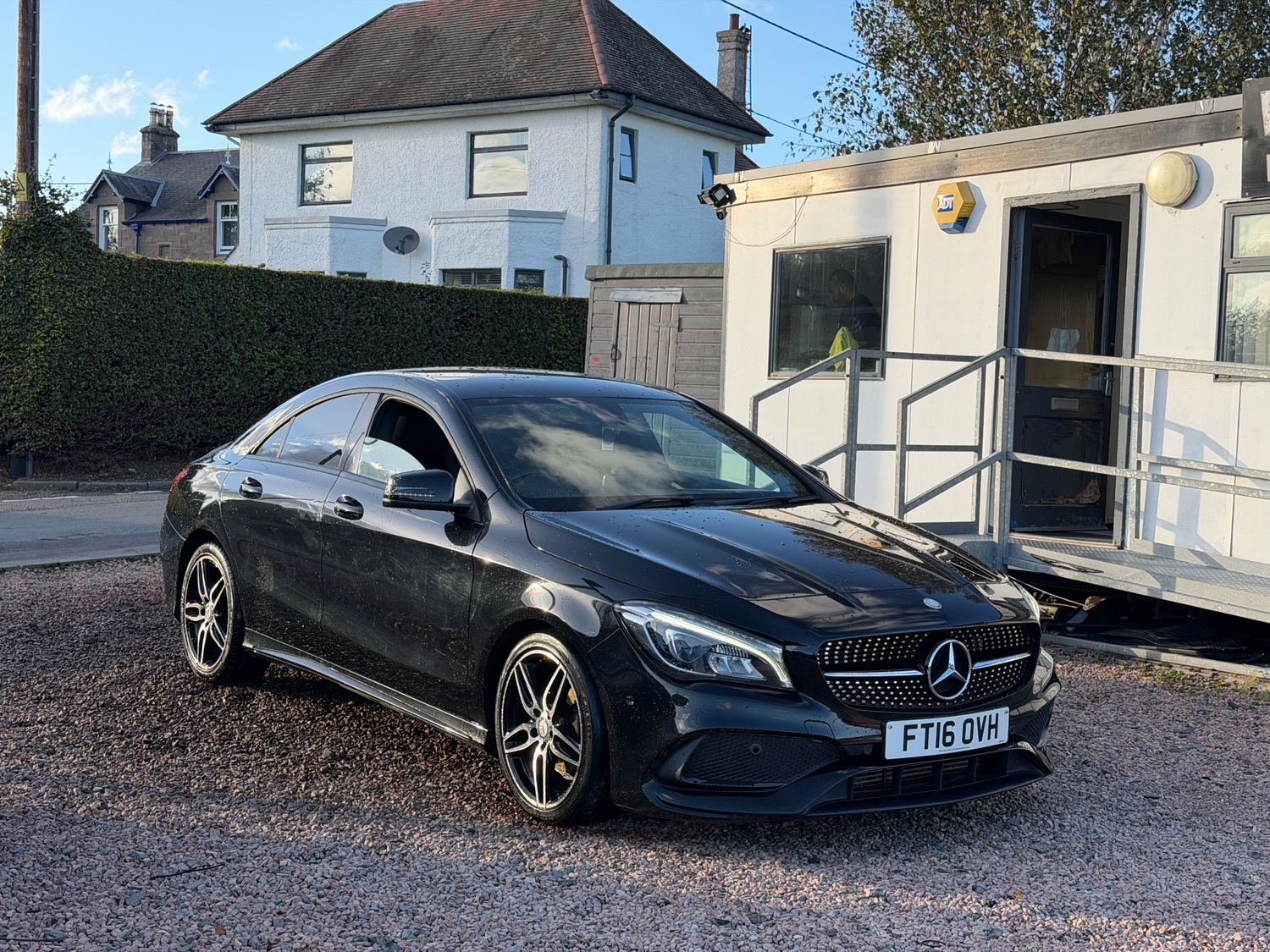 [ berth ]Mercedes-Benz CLA Class