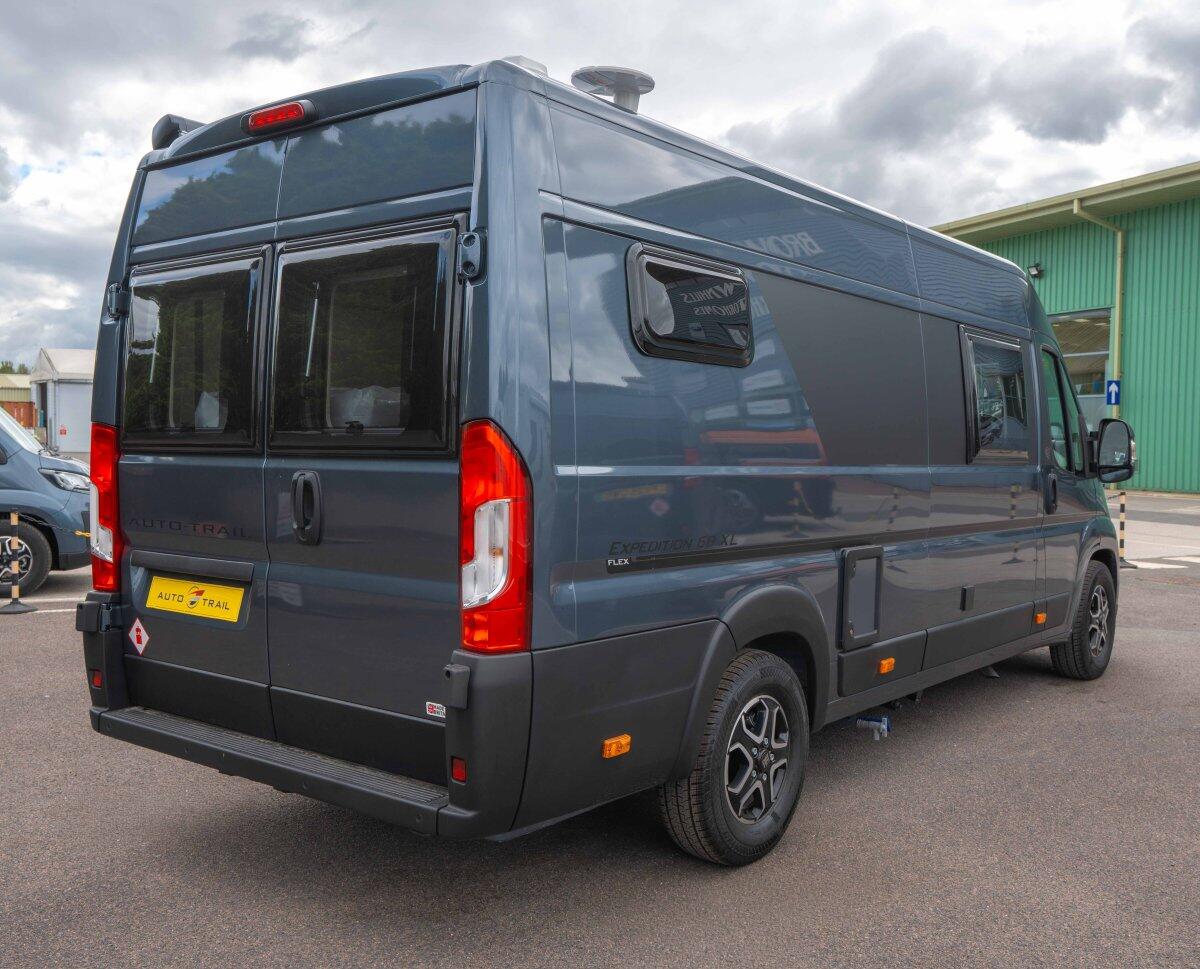 Auto-Trail Expedition 68XL Flex 140BHP Auto Fiat 140 Newark
