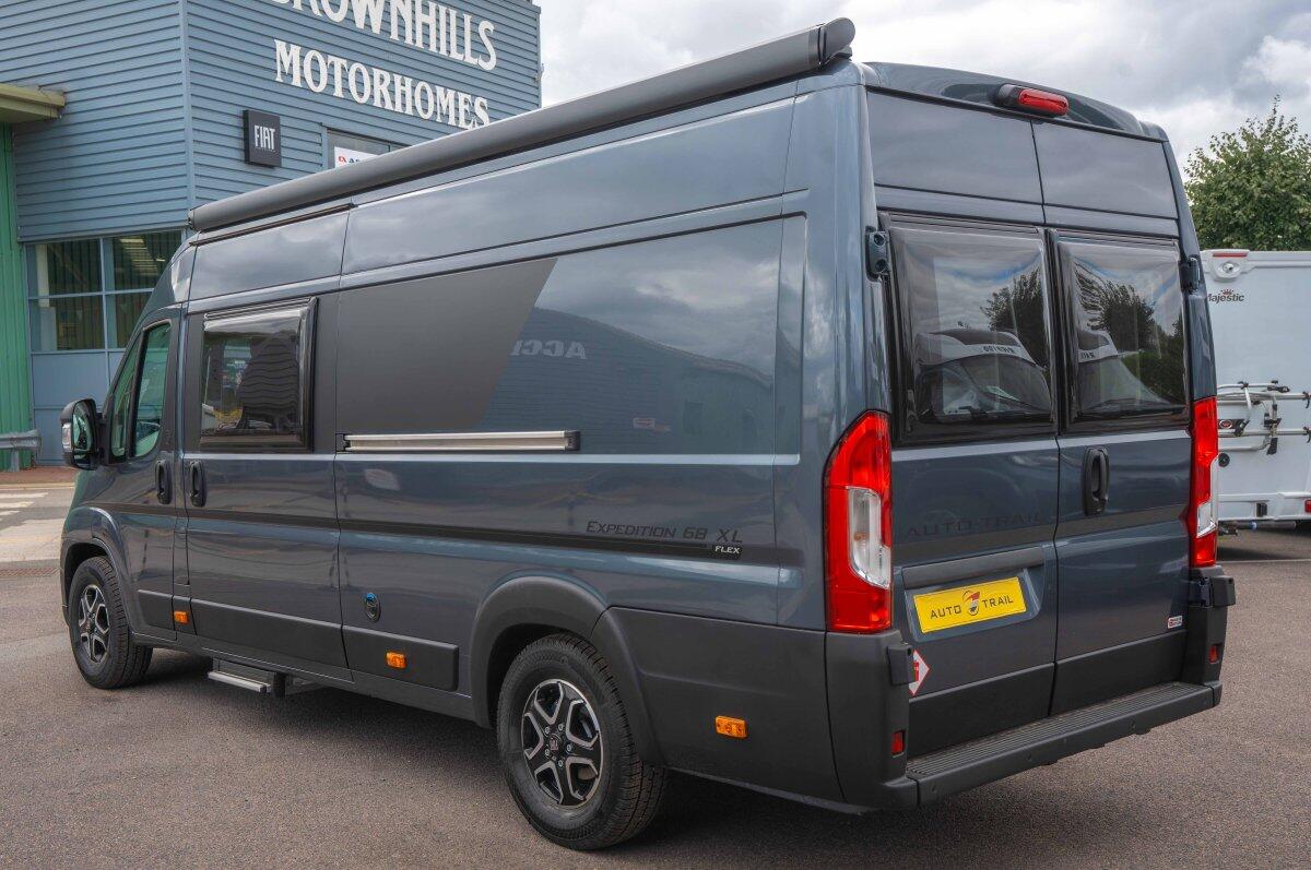 [2 berth ]Auto-Trail Expedition 68XL Flex 140BHP Auto Fiat 140