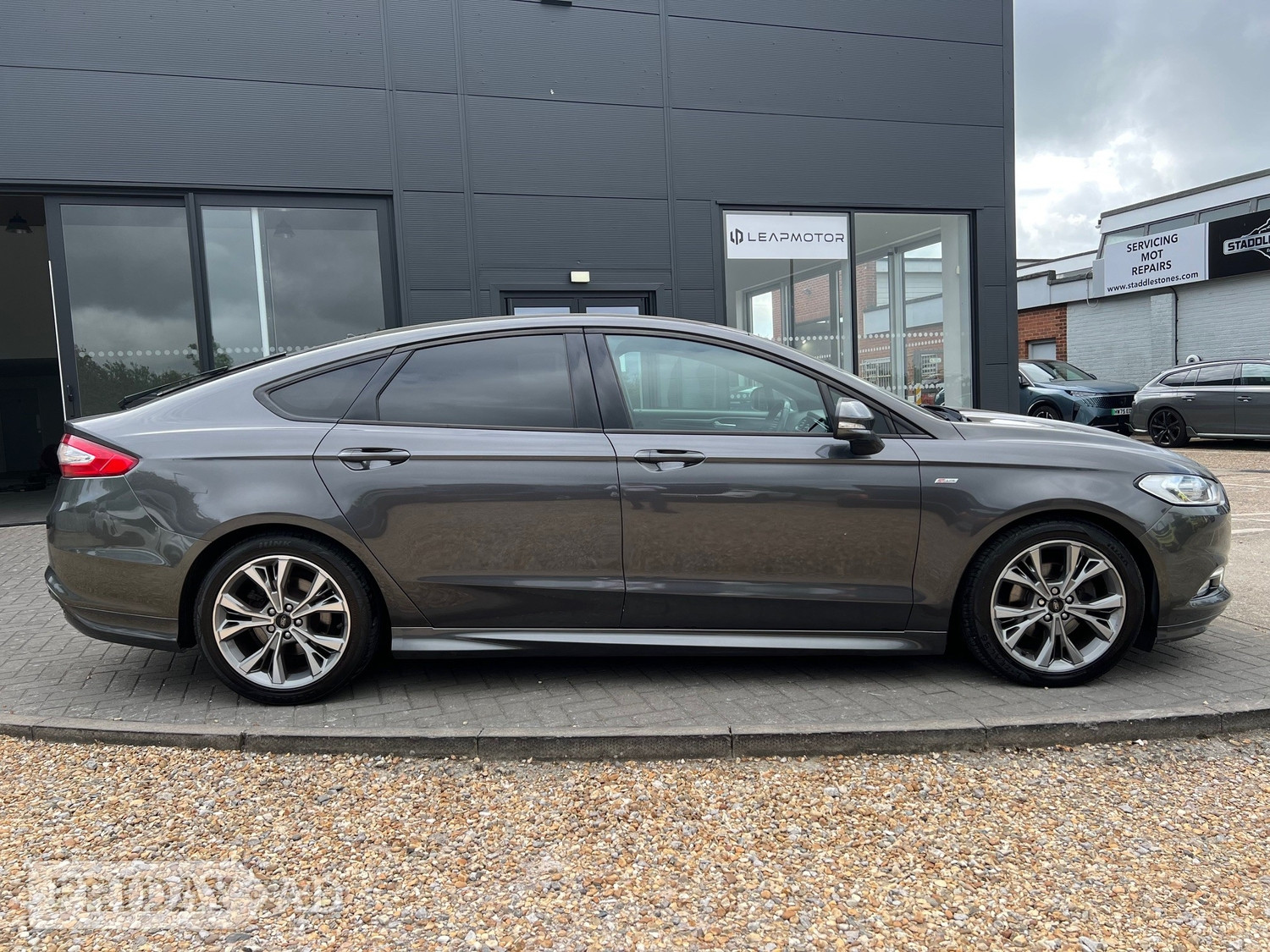 [ berth ]Ford Mondeo
