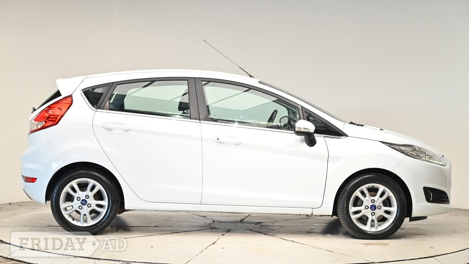 Ford Fiesta 2016 - Cars in Cullompton