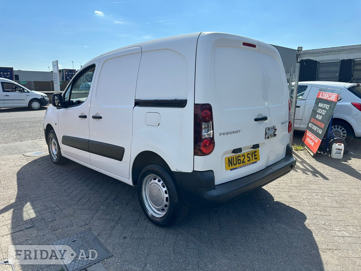 [ berth ]Peugeot Partner