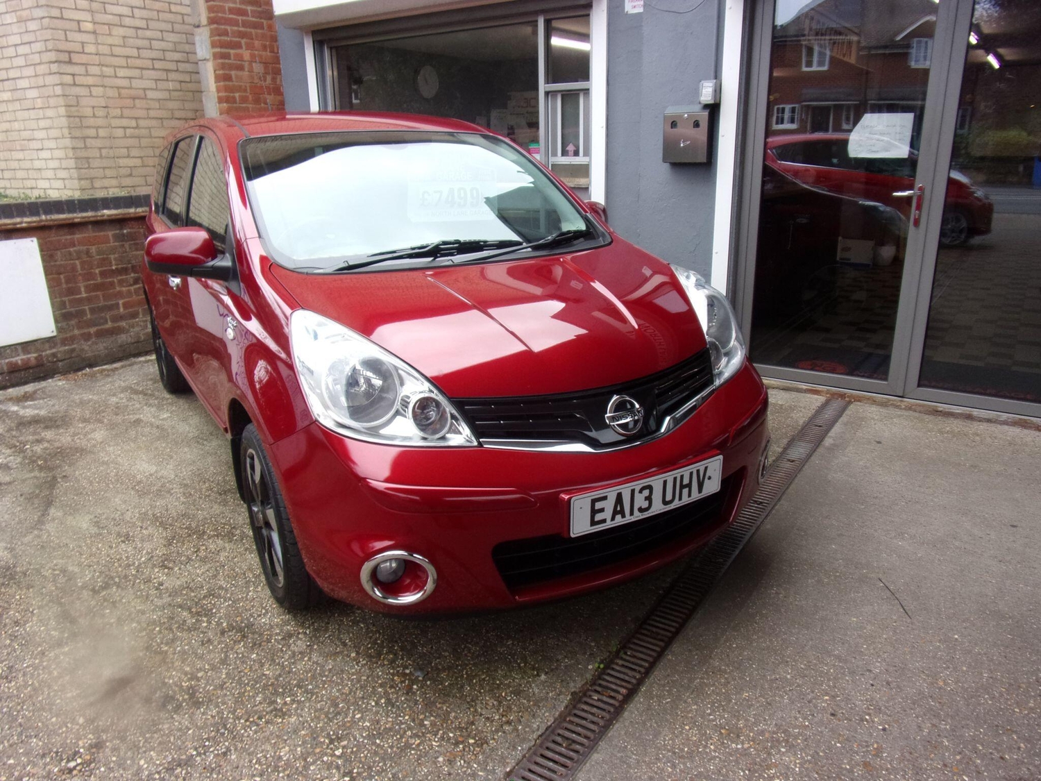 Nissan Note 2013 - Cars