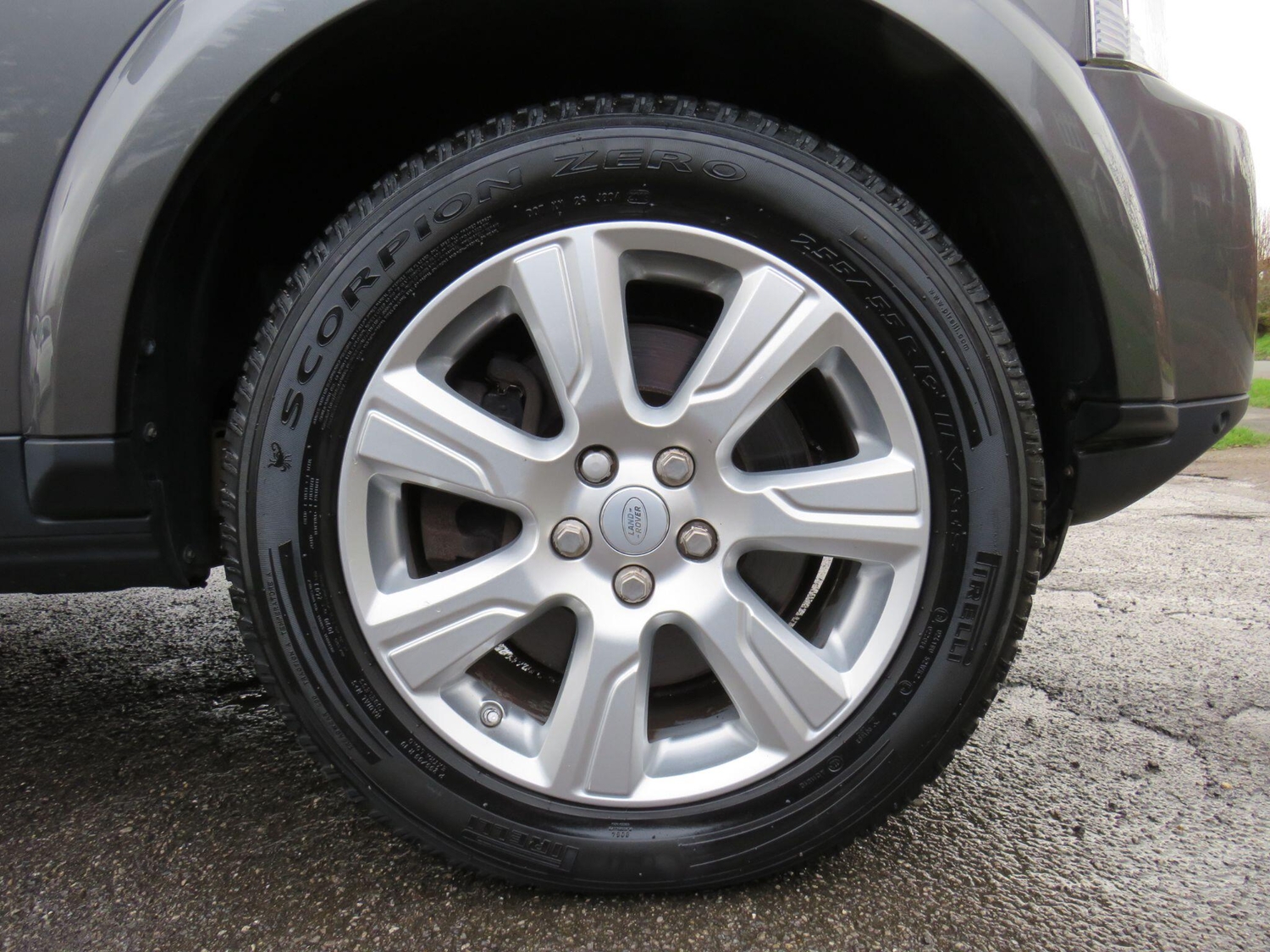 Land Rover Discovery 4 Wadhurst