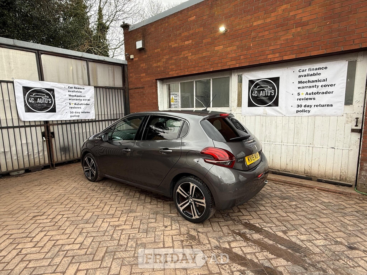 Peugeot 208 2019 - Cars