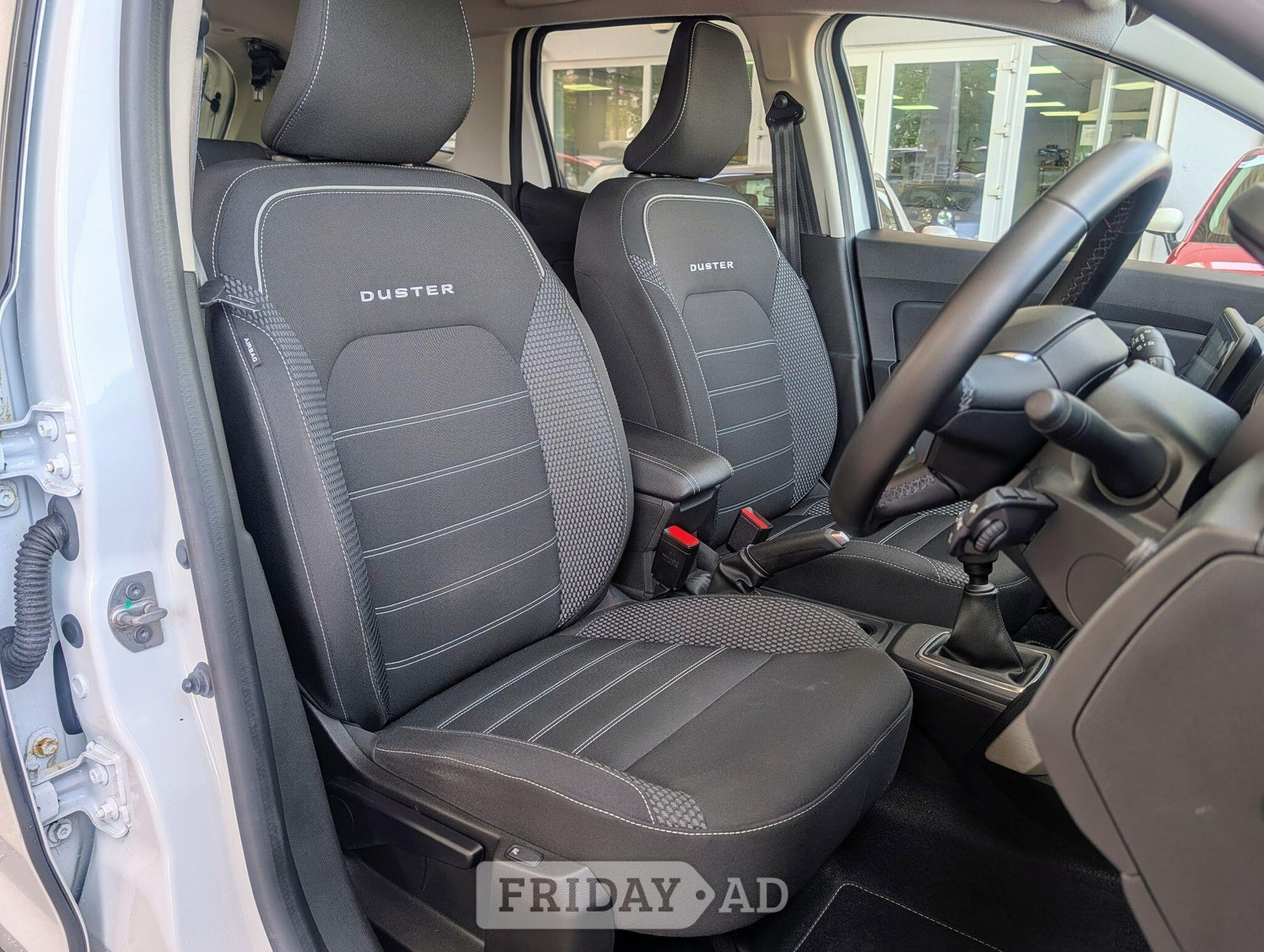 [ berth ]Dacia Duster