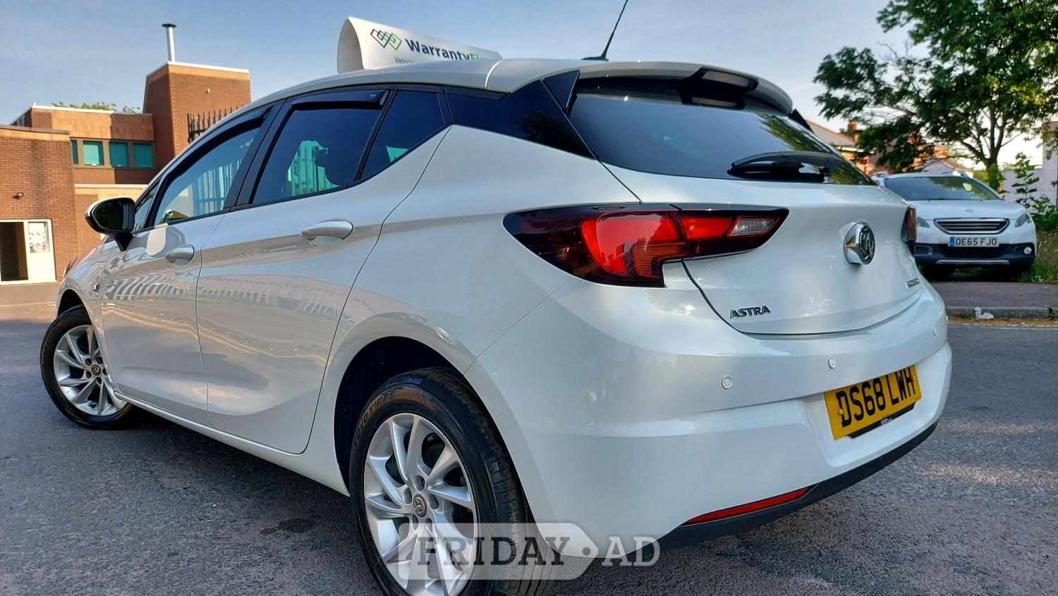 Vauxhall Astra 2019 - Cars in Leicester