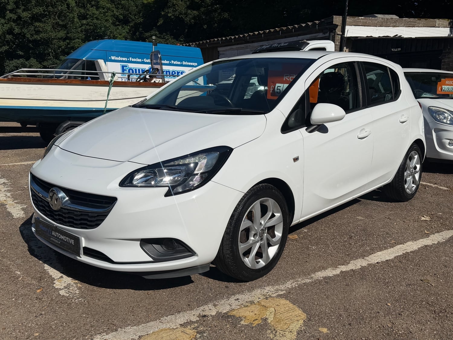 [ berth ]Vauxhall Corsa