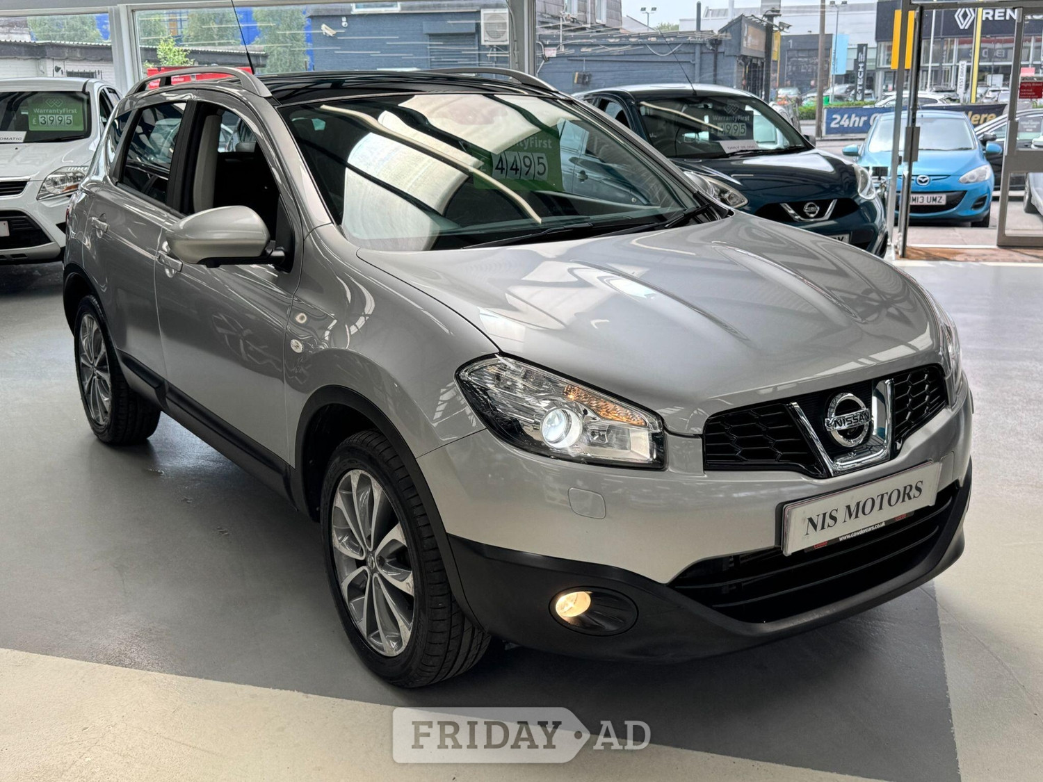 Nissan Qashqai 2012 - Cars