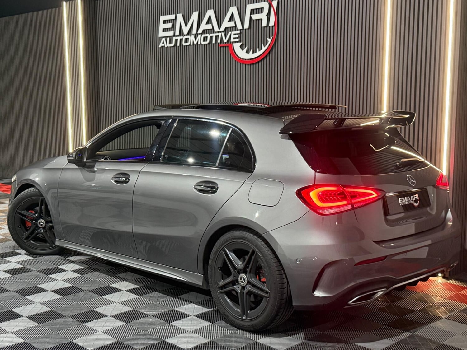 [ berth ]Mercedes-Benz A Class