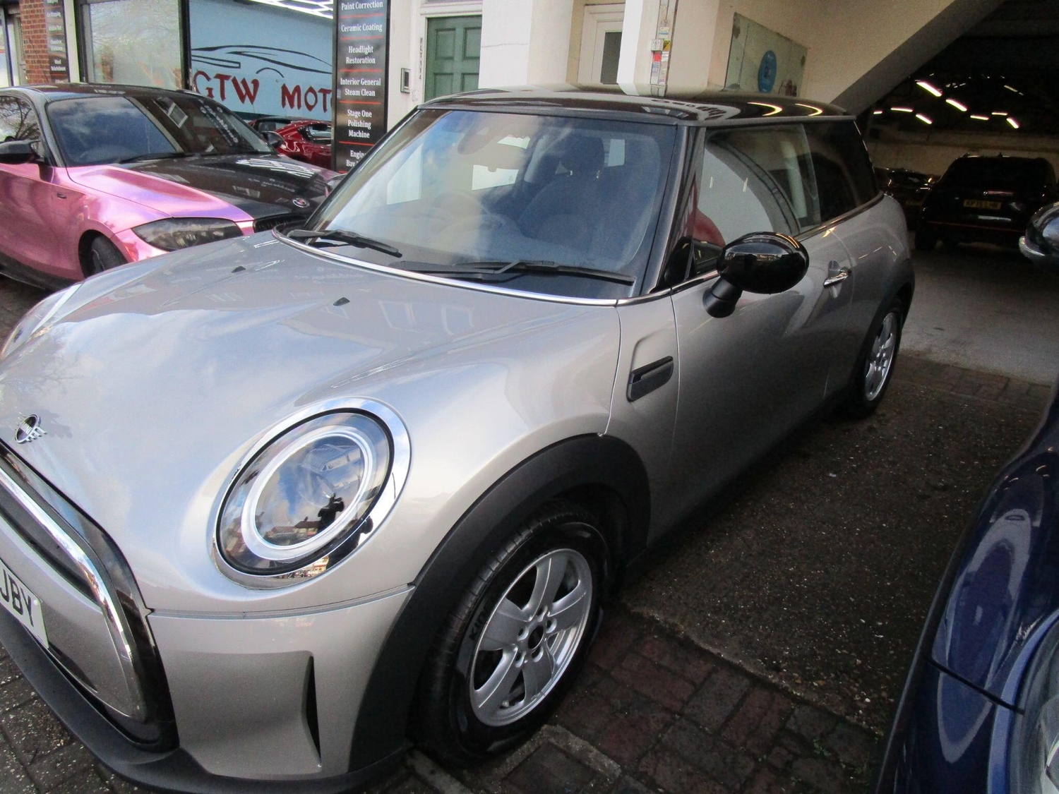 Mini Hatch Kingston Upon Thames