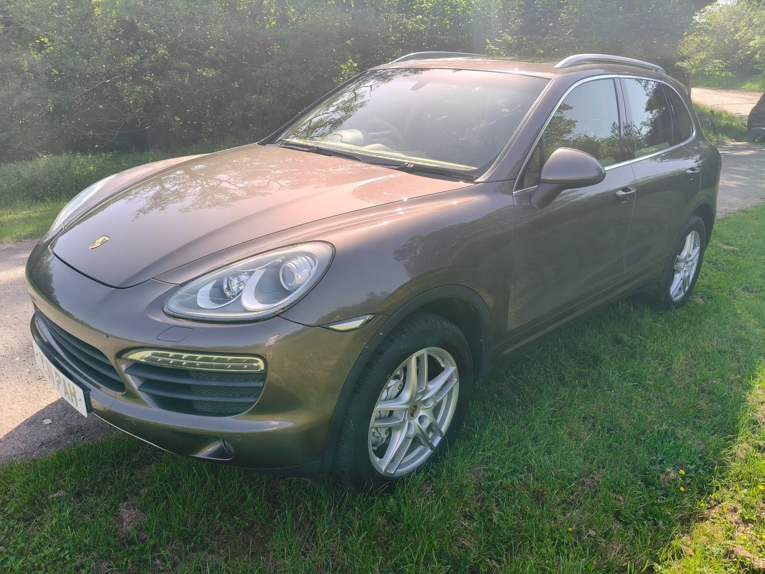 [ berth ]Porsche Cayenne