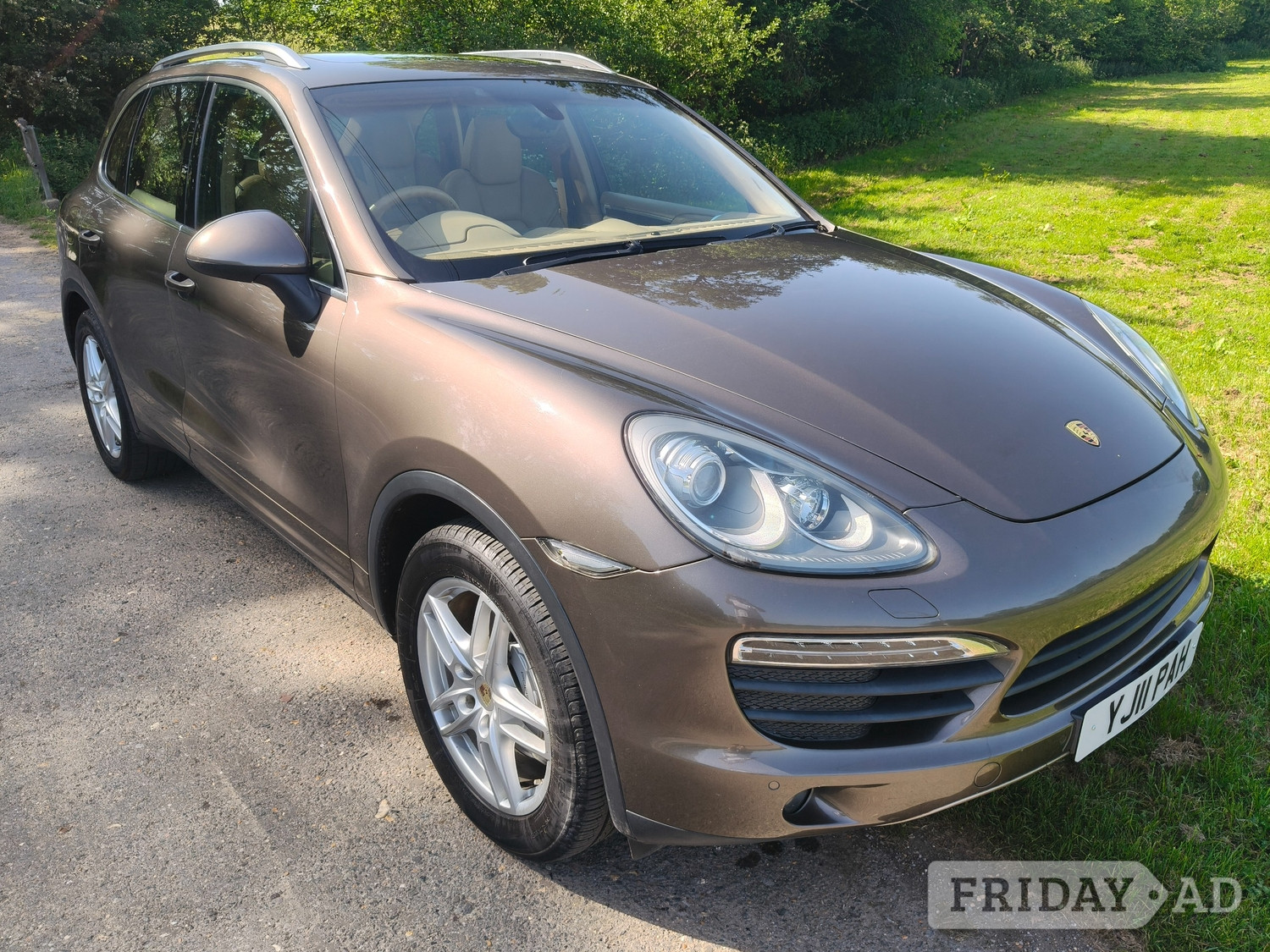 Porsche Cayenne 2011 in Uckfield