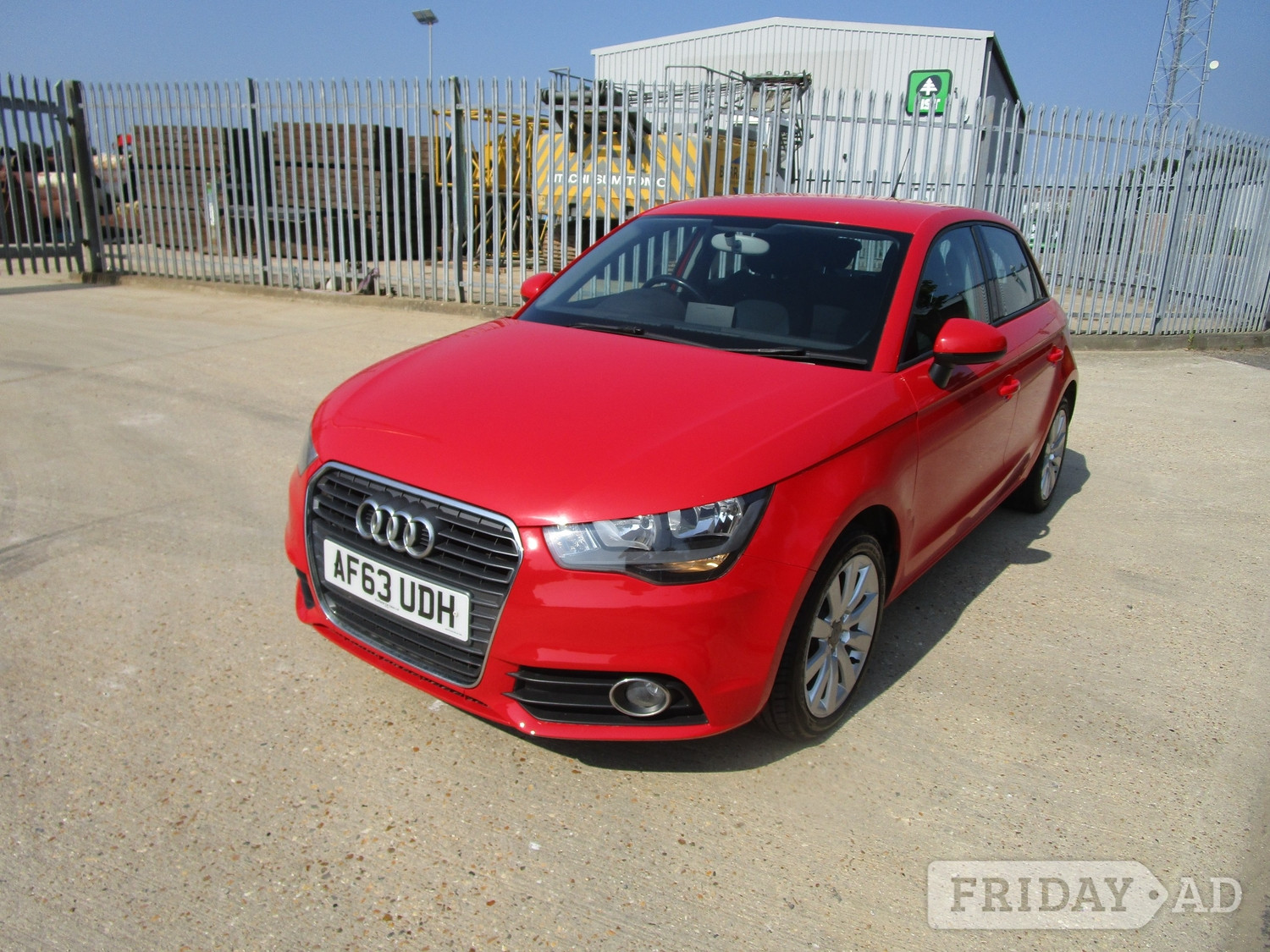 [ berth ]Audi A1