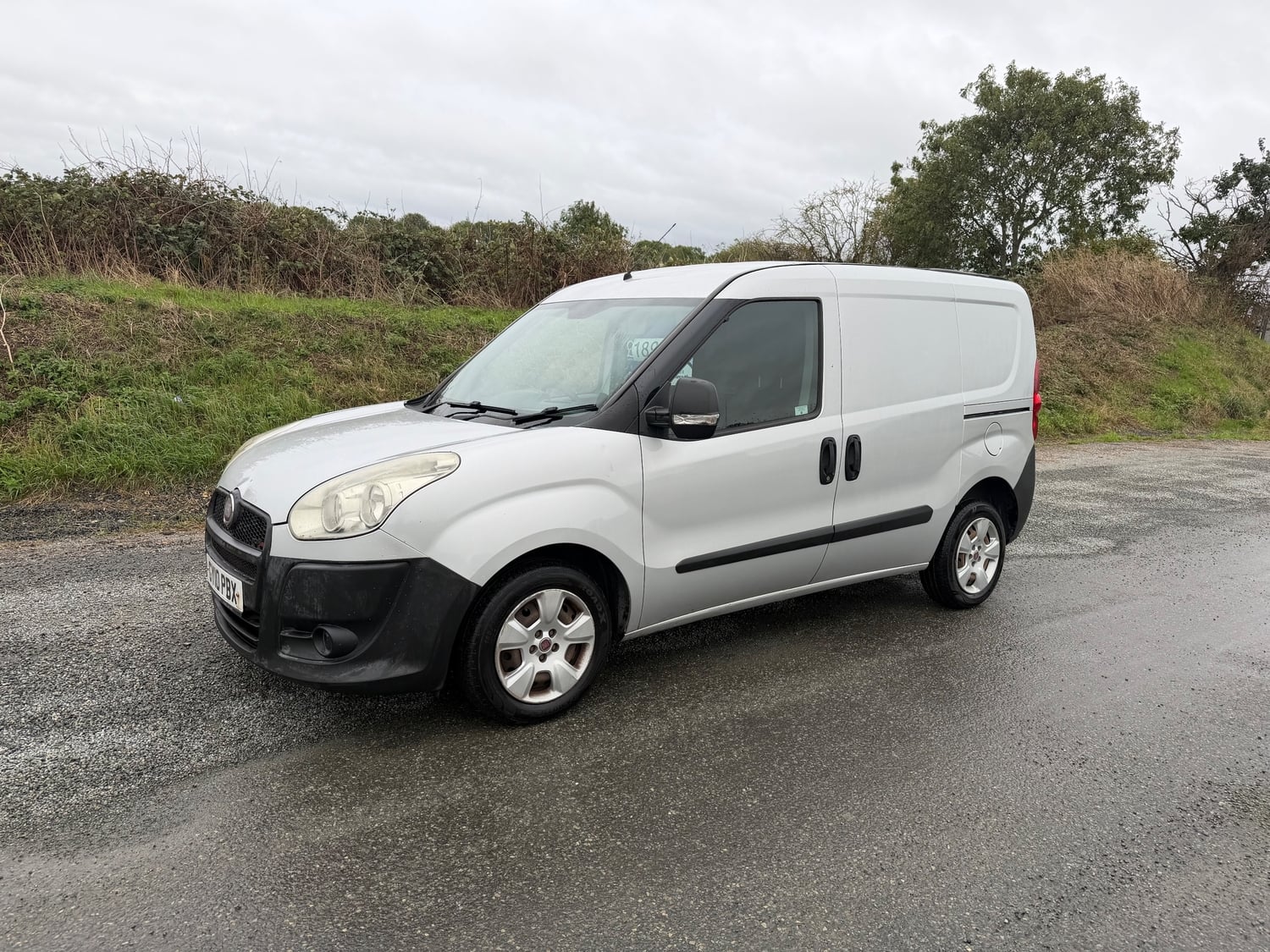 Fiat Doblo 2010 - Vans & Commercial Vehicles
