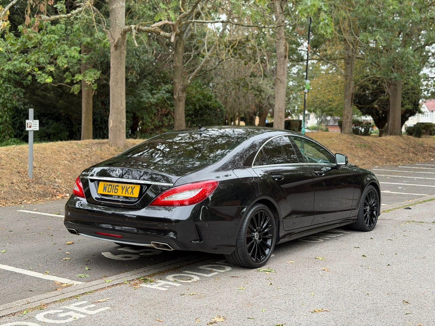 [ berth ]Mercedes-Benz CLS Class