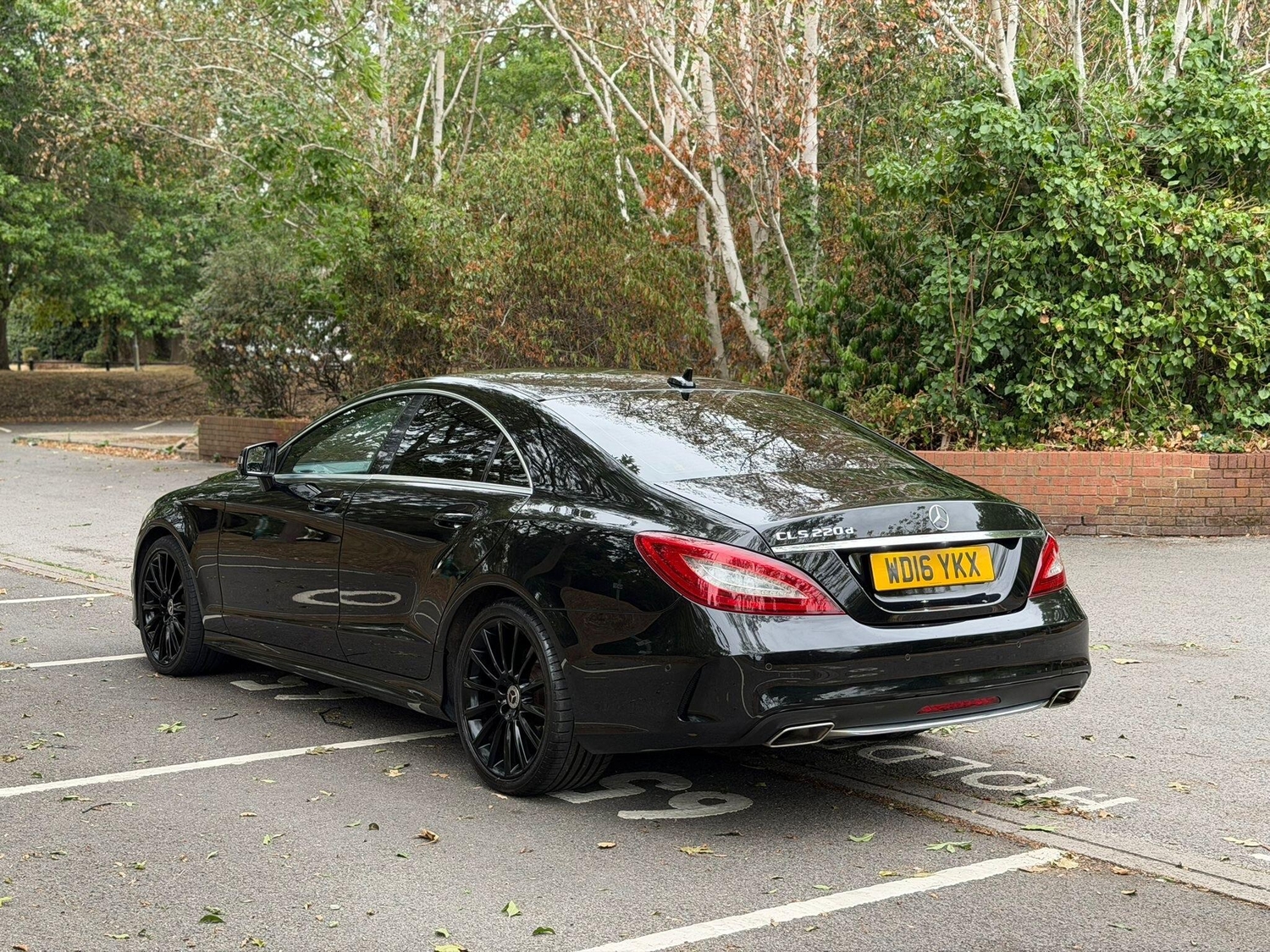 Mercedes-Benz CLS Class 2016 - Cars in Uxbridge