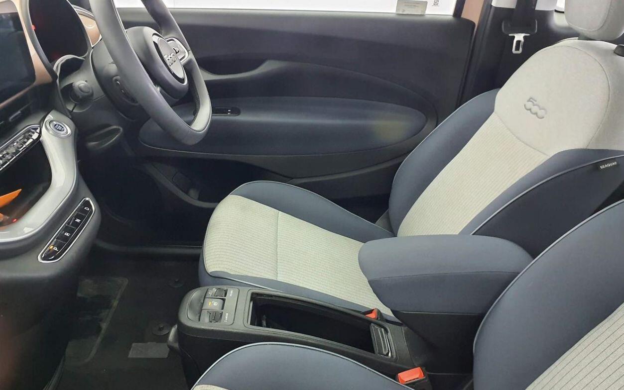 Fiat 500E Horsham
