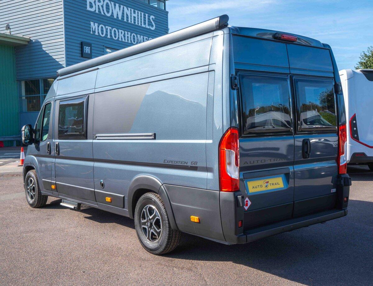 [2 berth ]Auto-Trail Expedition 68